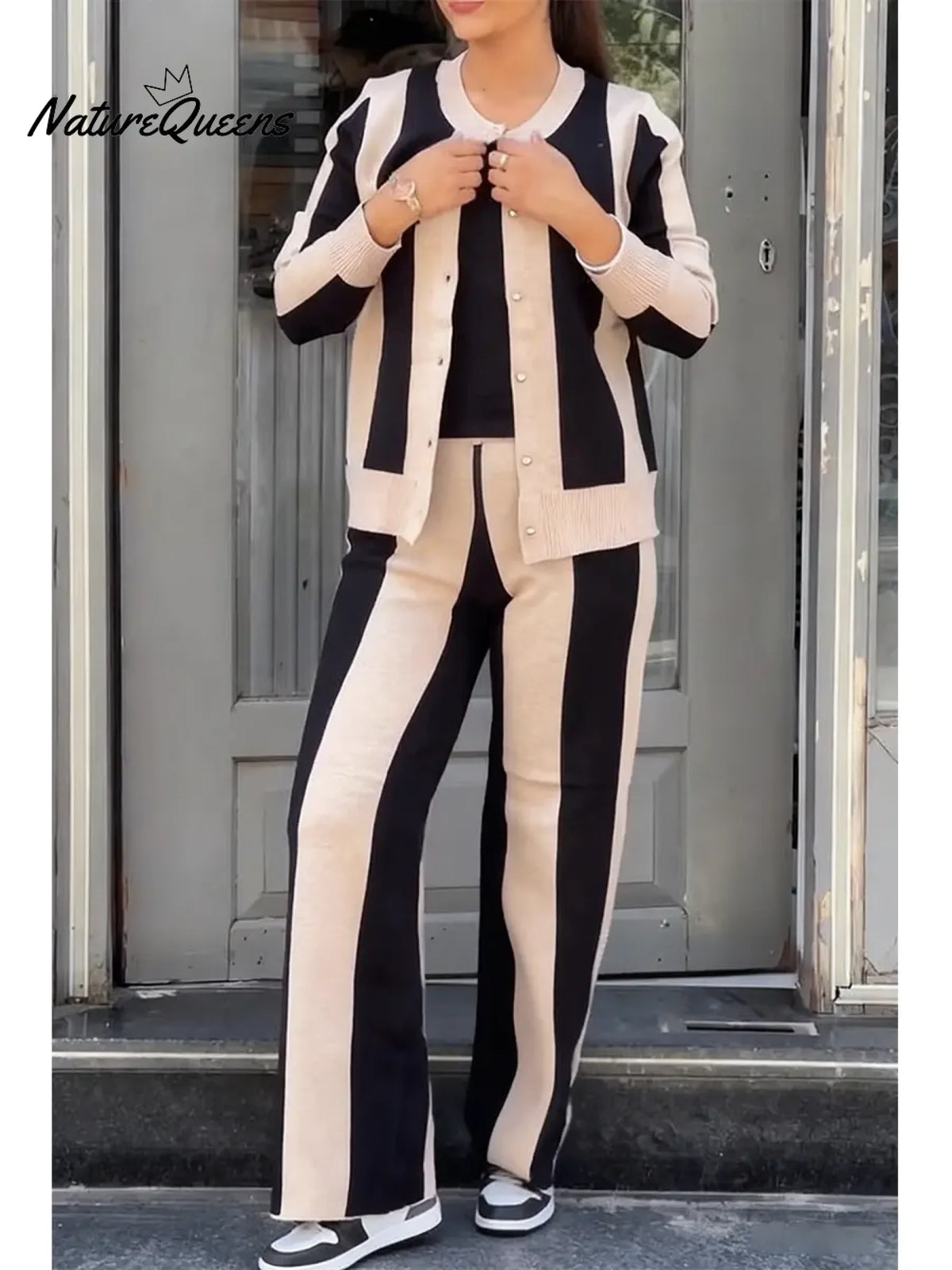Women's Comfortable Knit Striped Cardigan And Pants Two-piece Set