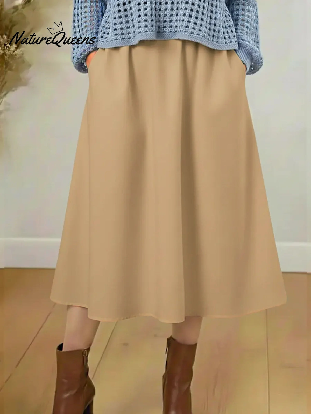 Women's A-line Skirt.