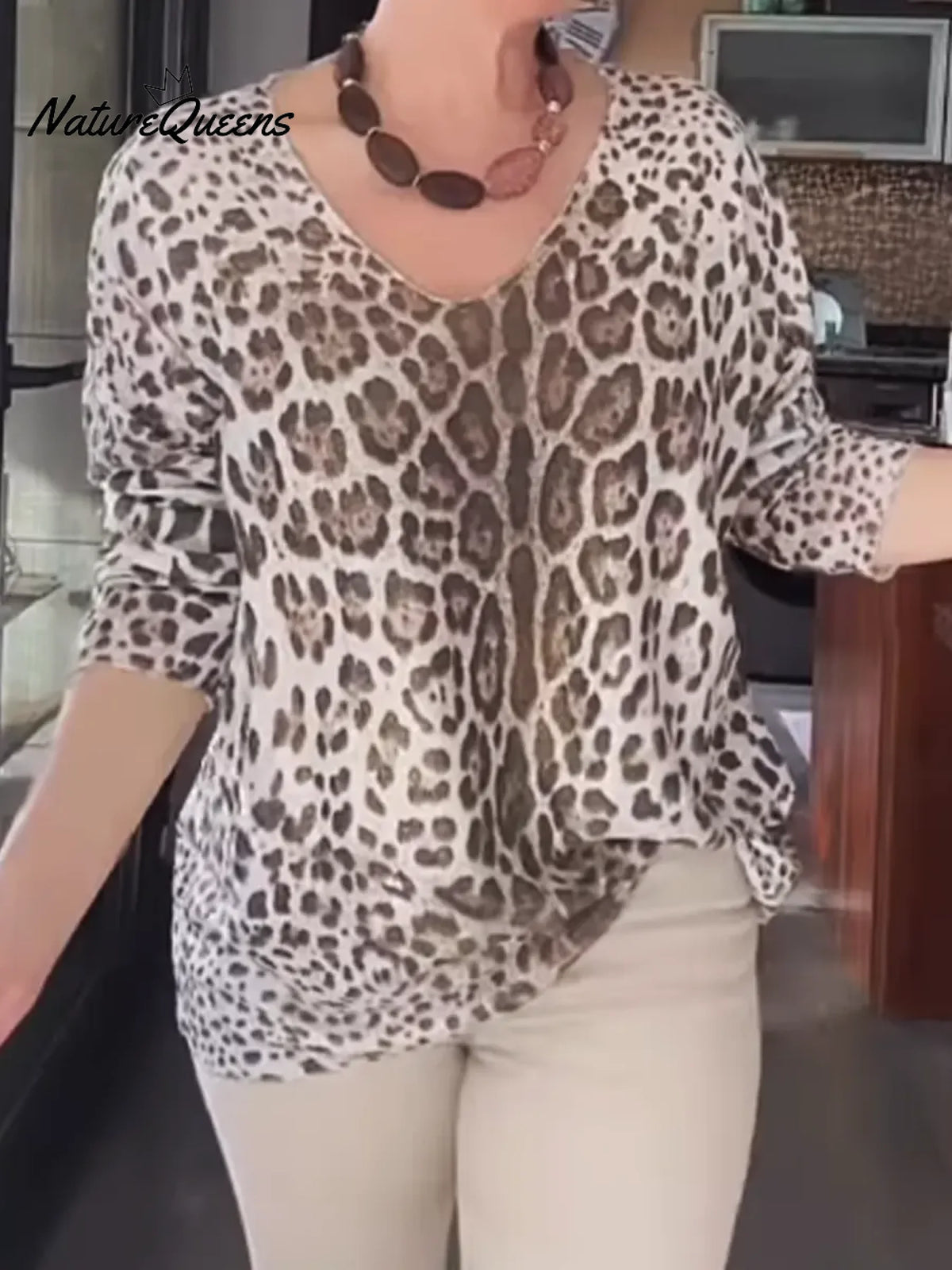 Women's Classic Leopard Print Simple Stretch Cotton Top