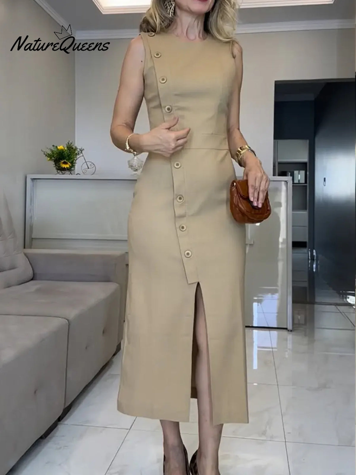 Women's Elegant Sleeveless Button-down Dress