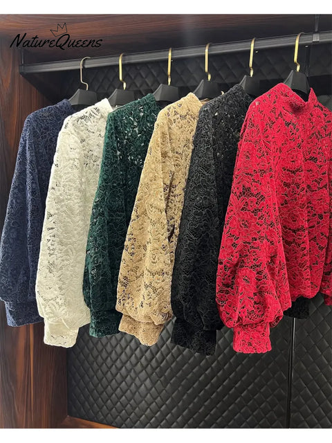 Women's Elegant Lace Long-sleeved Top