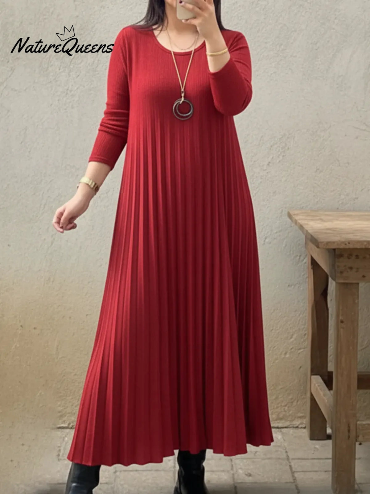 Elegant Pleated Design Solid Color Knit Dress