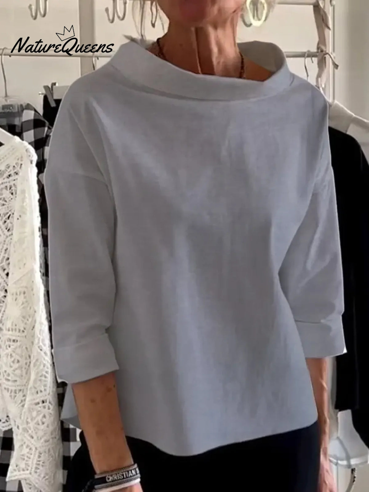 Women's Solid Color Stand Collar Long-sleeved Casual Loose Cotton Shirt