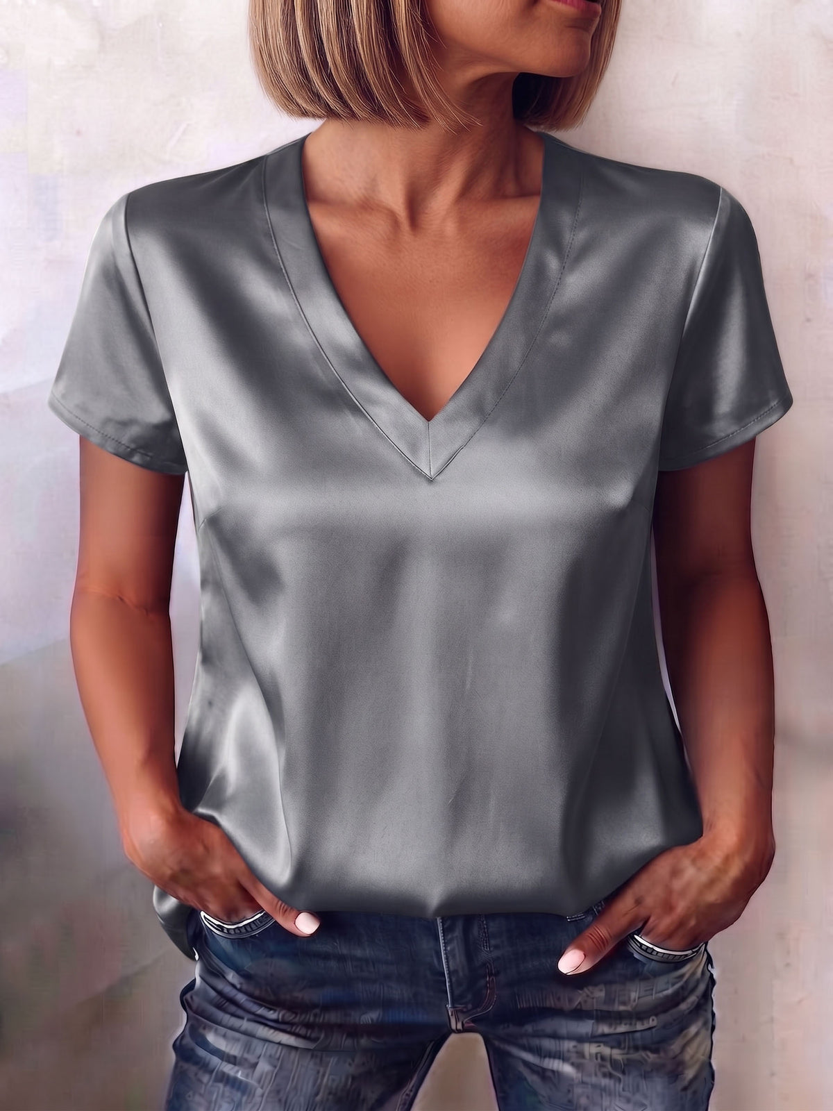 Elegant And Casual V-neck Satin Short-sleeved Shirt